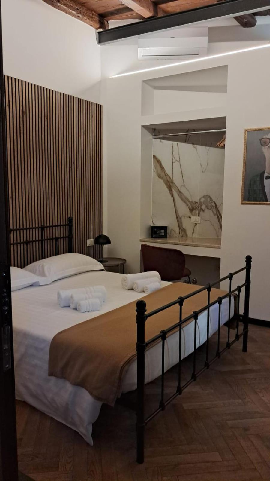 Beyond Colosseum Rome Extérieur photo